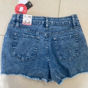 Jean shorts - Never worn w tags